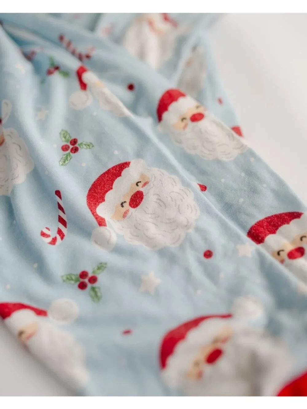 Mud Pie Bamboo Santa Christmas Pajama Set Size 5T Excellent Used Condition